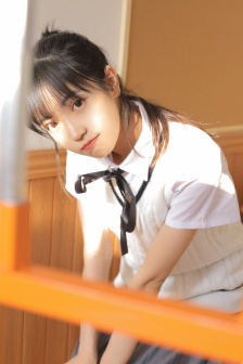 《交换:完美的邻居》在线观看